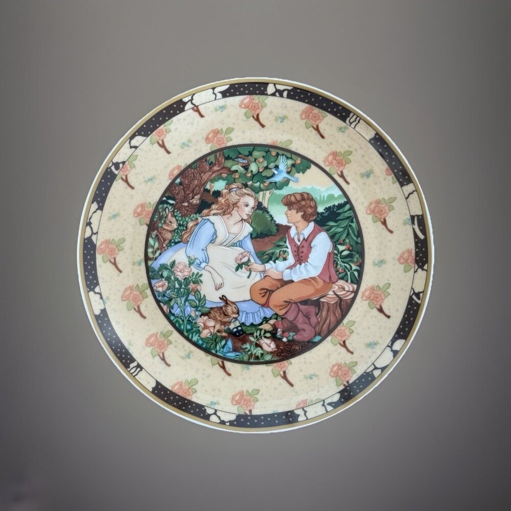 Villeroy & Boch Heinrich Germany Once Upon A Rhyme- Roses Are Red‎